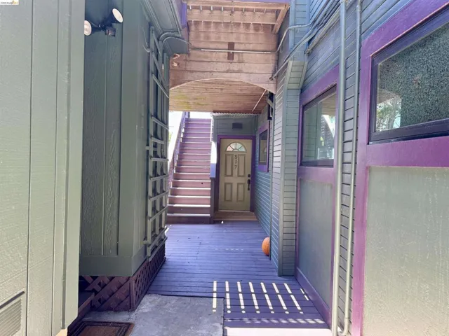 517 Golden Gate Ave, Richmond, California 94801