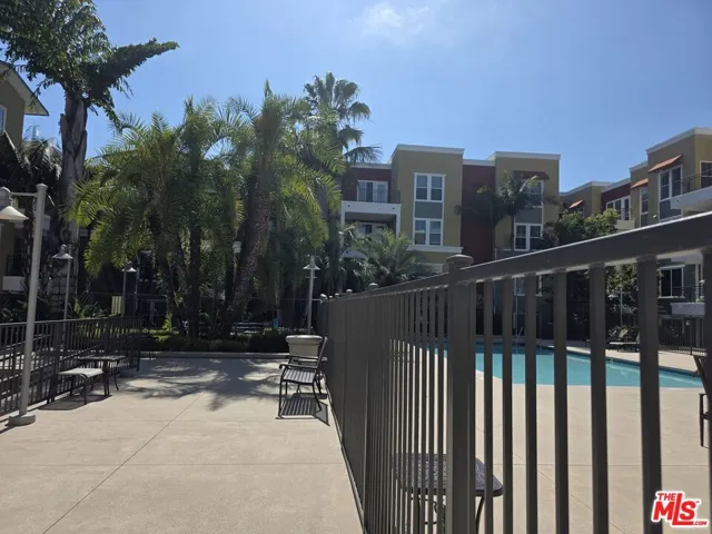 Pool & Spa