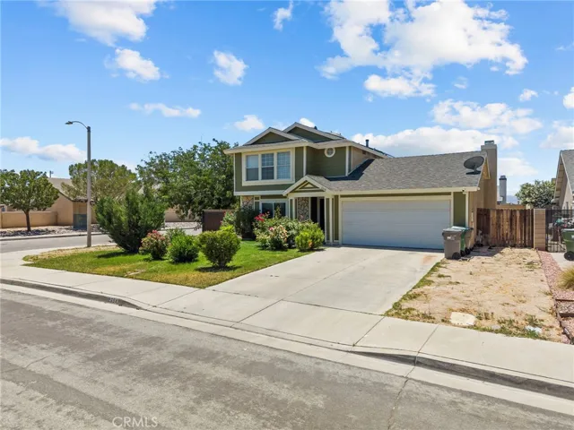 2654 Regal Court, Lancaster, California 93535