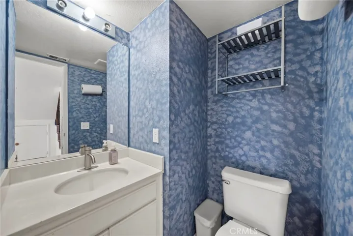 2654 Regal Court, Lancaster, California 93535