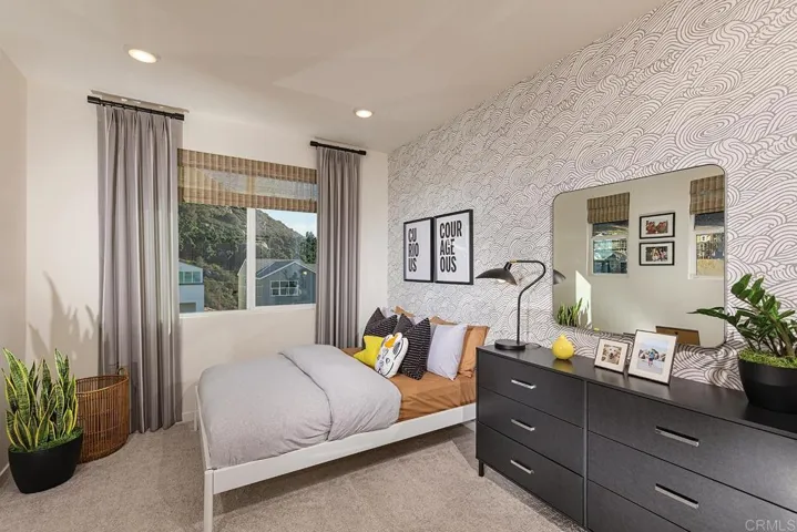 One of 3 guest bedrooms