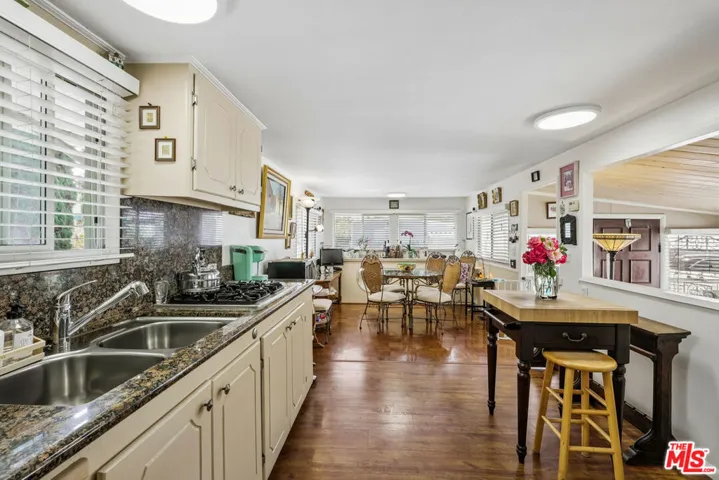 11250 Playa Street 12, Culver City, California 90230