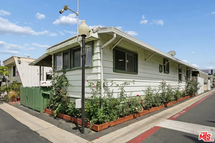 11250 Playa Street 12, Culver City, California 90230