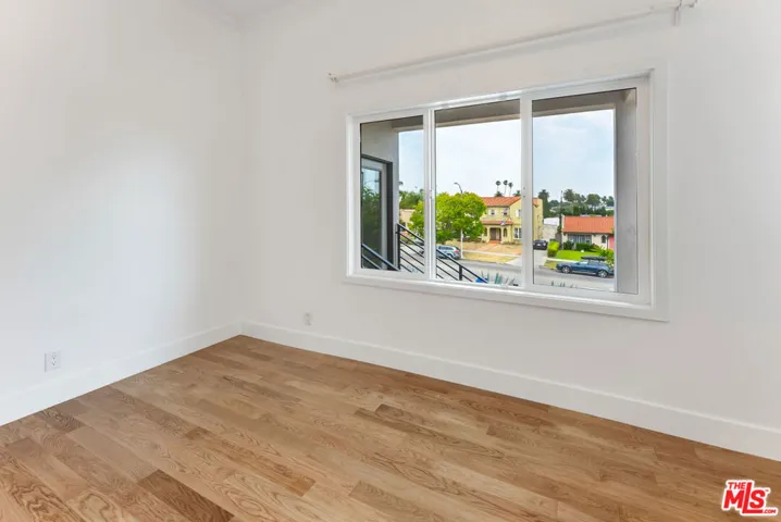 1253 S Rimpau Boulevard, Los Angeles, California 90019
