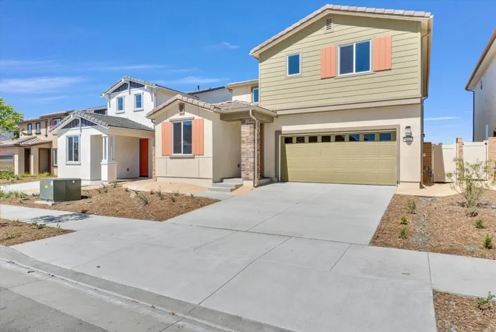 34427 Sakura Ln, Winchester, California 92596