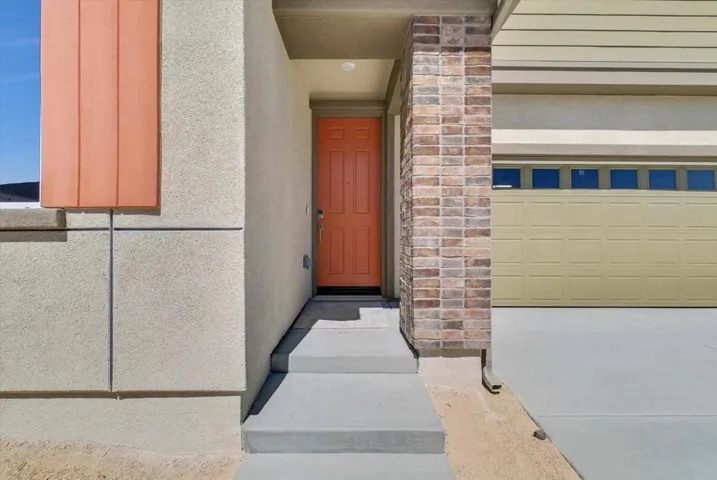 34427 Sakura Ln, Winchester, California 92596