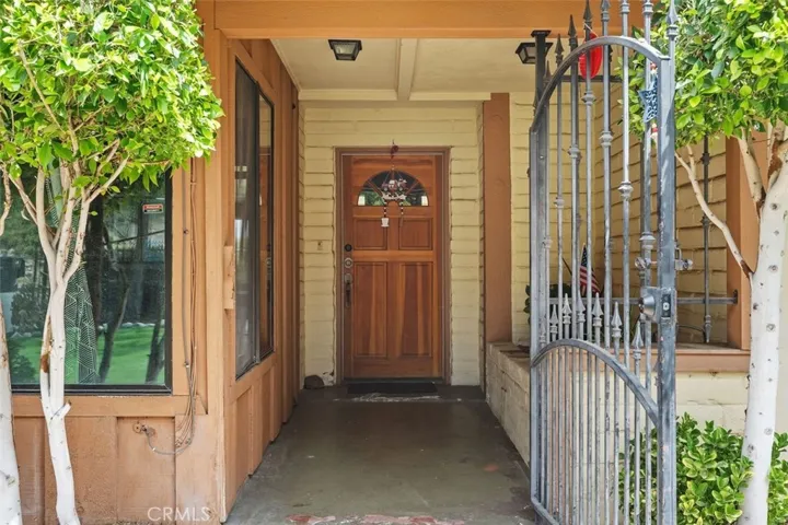 20505 Claremont Avenue, Riverside, California 92507