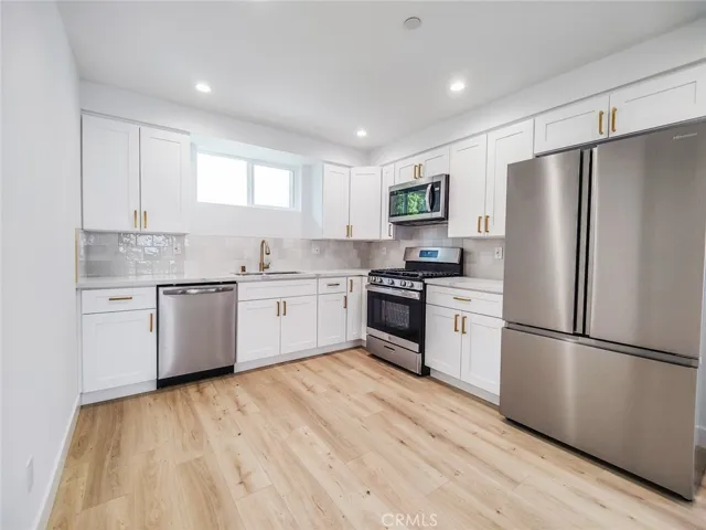 3811 Exposition Street 2, Los Angeles, California 90016