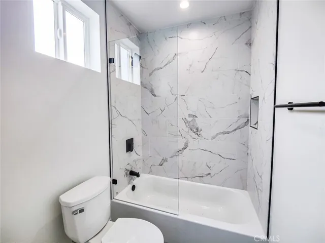 3811 Exposition Street 2, Los Angeles, California 90016