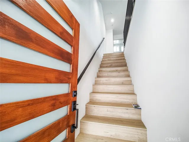 3811 Exposition Street 2, Los Angeles, California 90016
