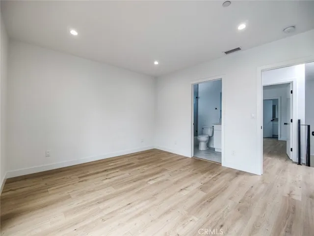 3811 Exposition Street 2, Los Angeles, California 90016