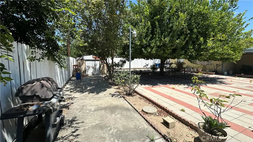 1424 Lynwood Way, Highland, California 92346