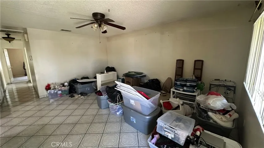 1424 Lynwood Way, Highland, California 92346