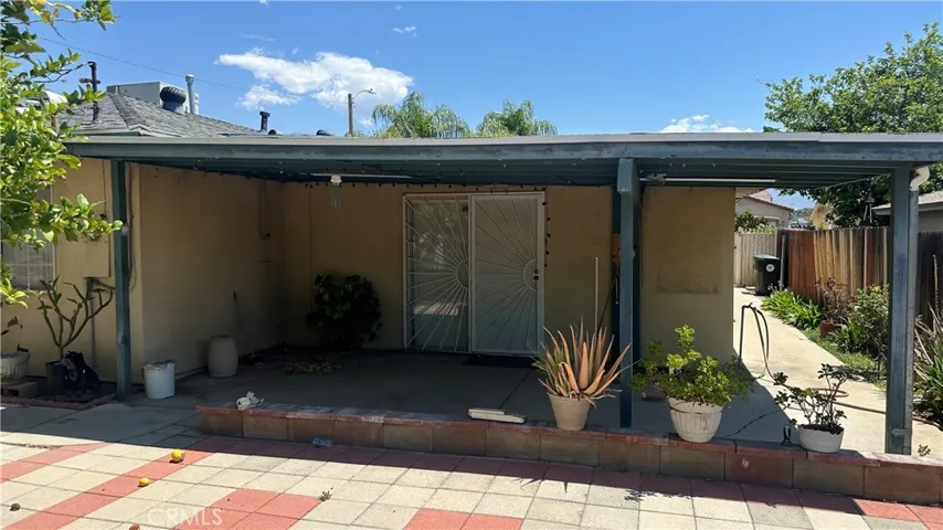 1424 Lynwood Way, Highland, California 92346