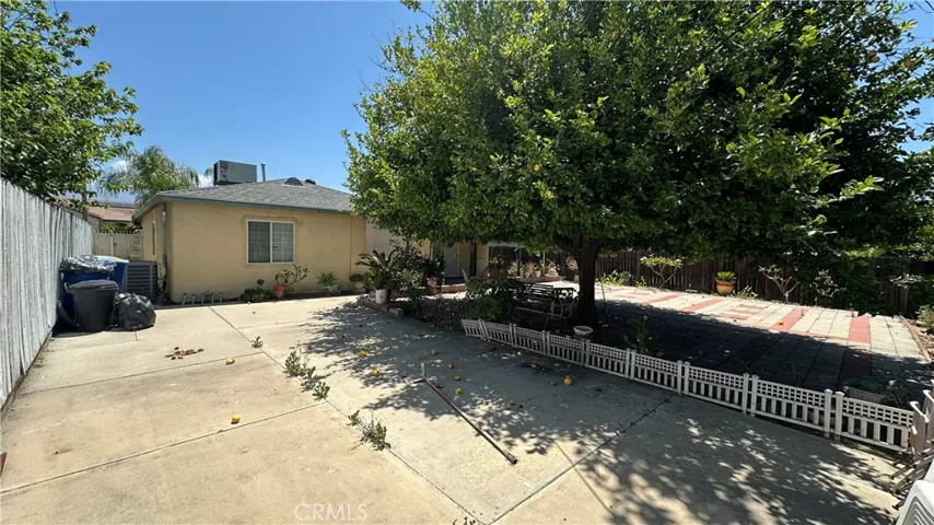 1424 Lynwood Way, Highland, California 92346