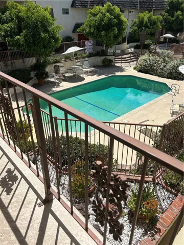 5315 Yarmouth, Encino, California 91316