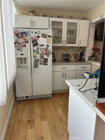5315 Yarmouth, Encino, California 91316