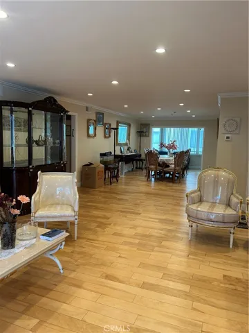 5315 Yarmouth, Encino, California 91316