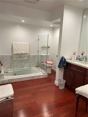 5315 Yarmouth, Encino, California 91316