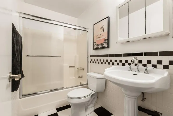 4250 Porte De Palmas 55, San Diego, California 92122