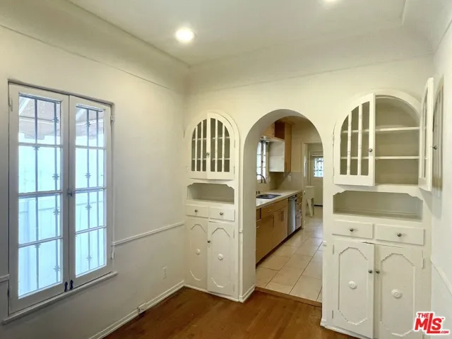 Breakfast room