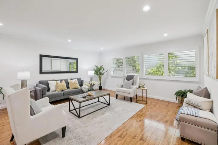 1121 Douglas Avenue 302, Burlingame, California 94010