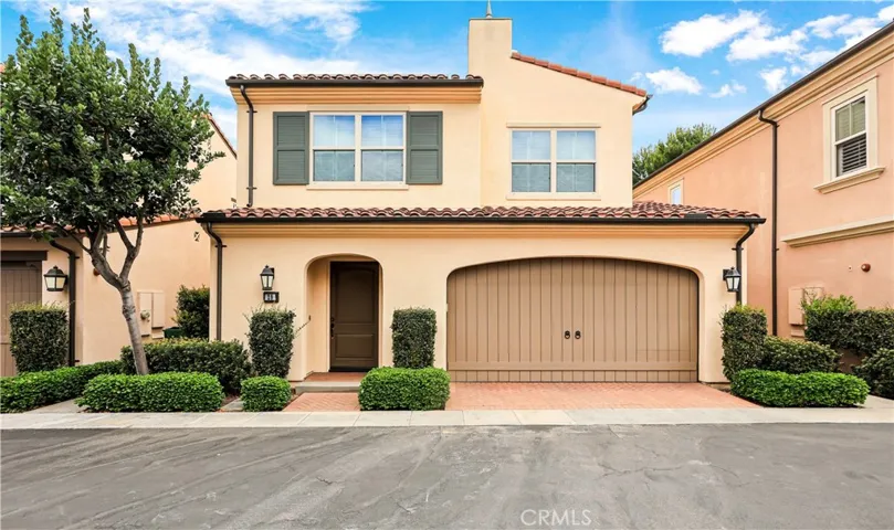 29 Oakfield, Irvine, California 92620