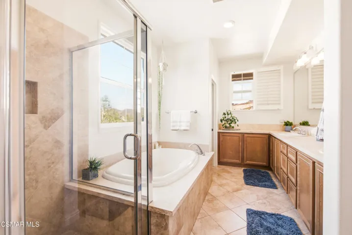 2266 Swift Fox Ct Simi Valley-37