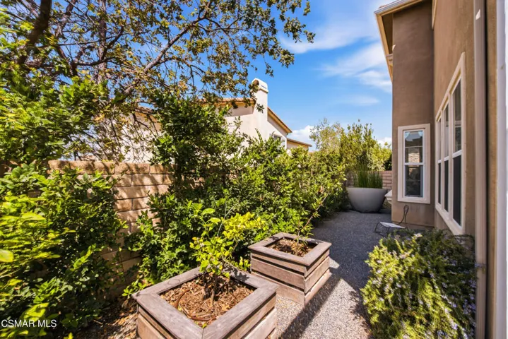 2266 Swift Fox Ct Simi Valley-56