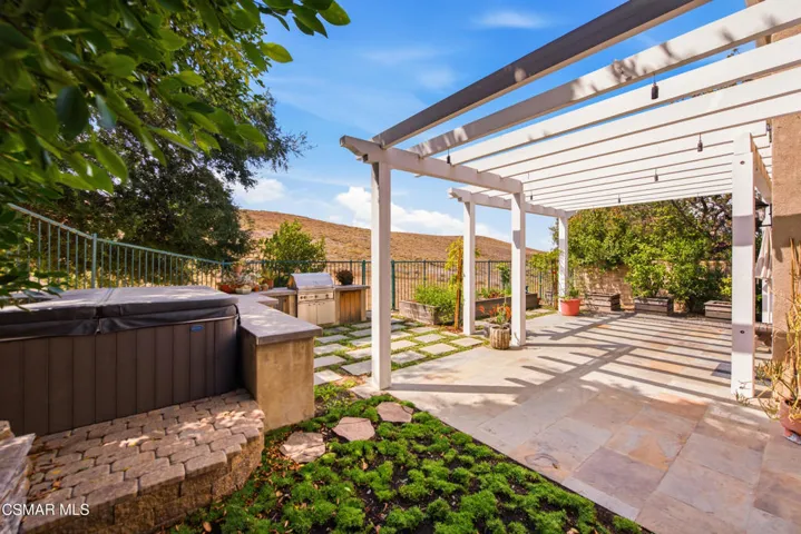 2266 Swift Fox Ct Simi Valley-44