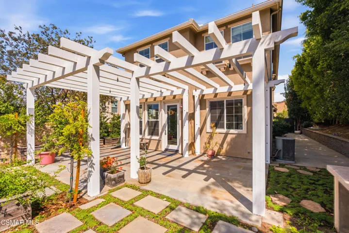2266 Swift Fox Ct Simi Valley-58
