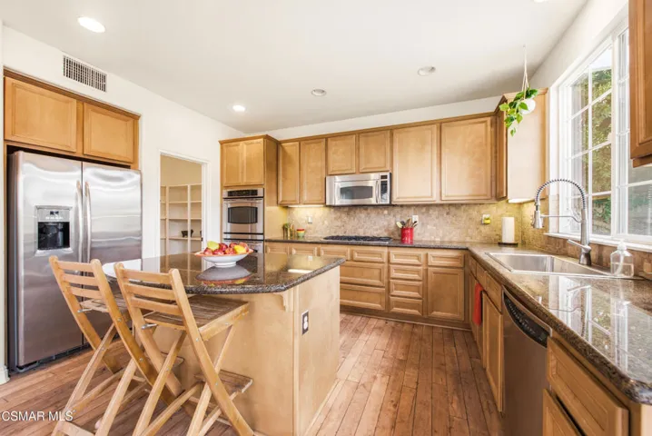 2266 Swift Fox Ct Simi Valley-21