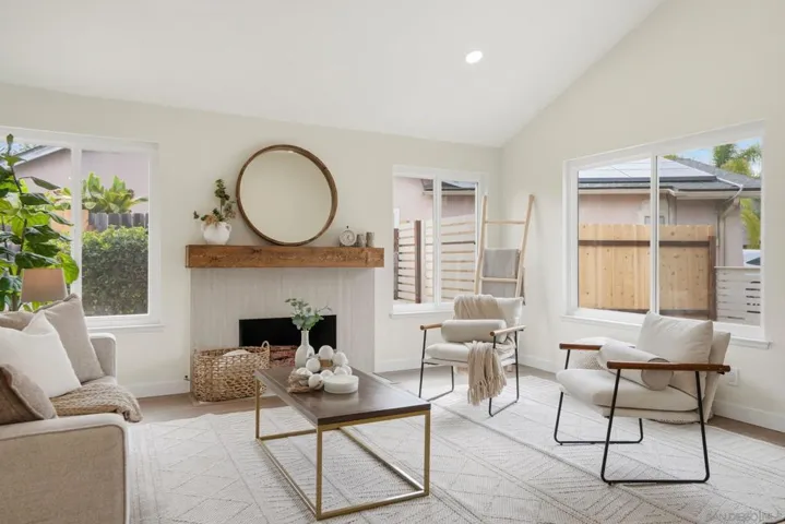 8775 Betelgeuse Way, San Diego, California 92126