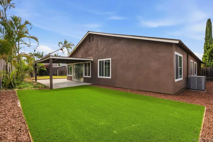 8775 Betelgeuse Way, San Diego, California 92126