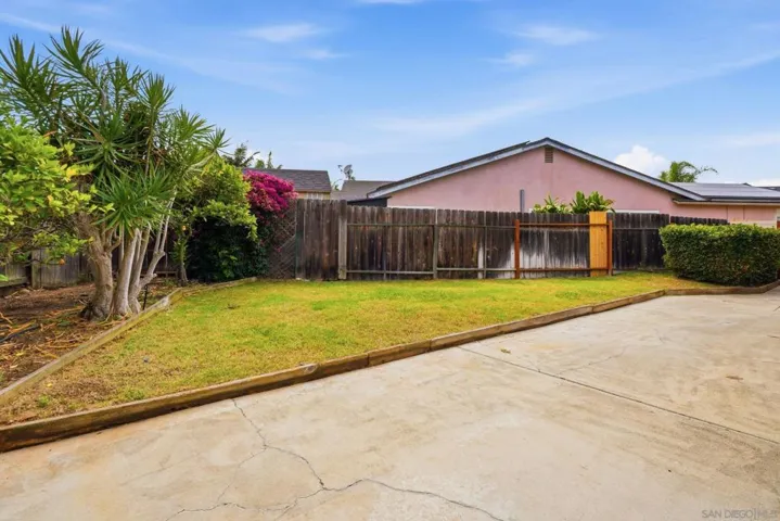 8775 Betelgeuse Way, San Diego, California 92126