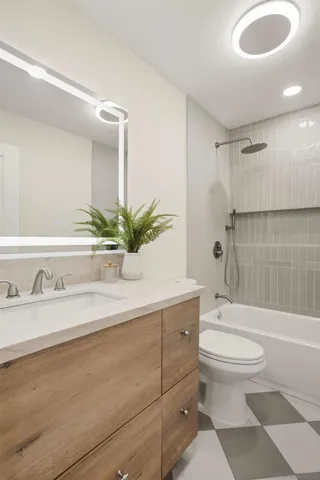 8775 Betelgeuse Way, San Diego, California 92126