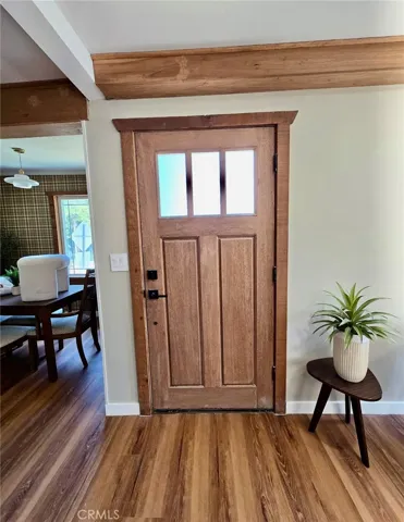 585 Arrowhead Villa Road, Lake Arrowhead, California 92352