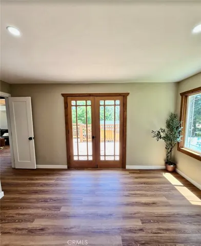 585 Arrowhead Villa Road, Lake Arrowhead, California 92352