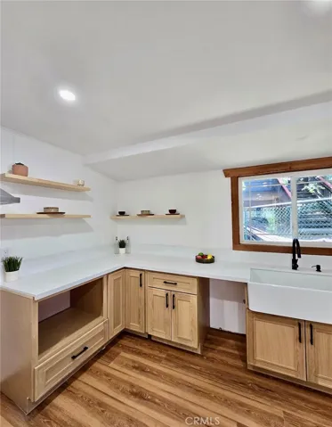585 Arrowhead Villa Road, Lake Arrowhead, California 92352