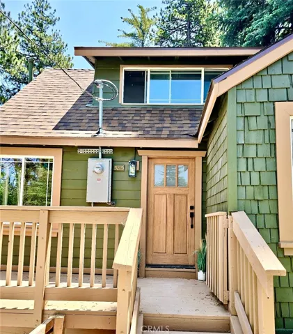 585 Arrowhead Villa Road, Lake Arrowhead, California 92352