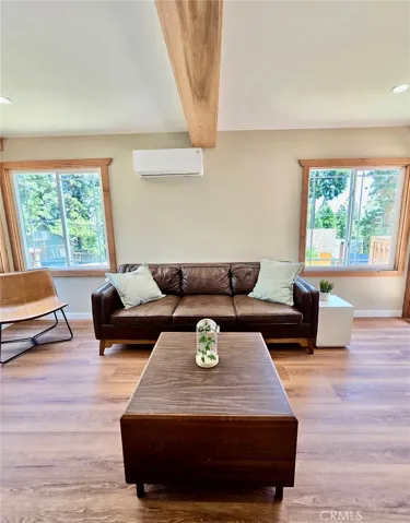 585 Arrowhead Villa Road, Lake Arrowhead, California 92352