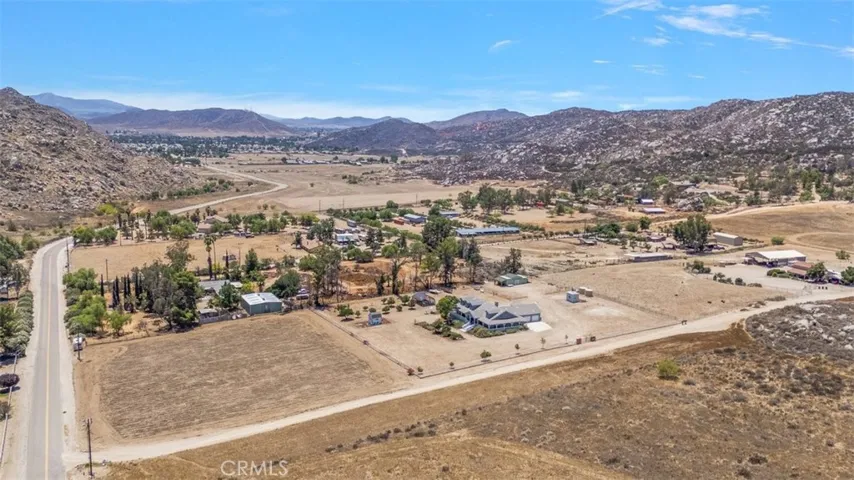 23711 California Avenue, Hemet, California 92545