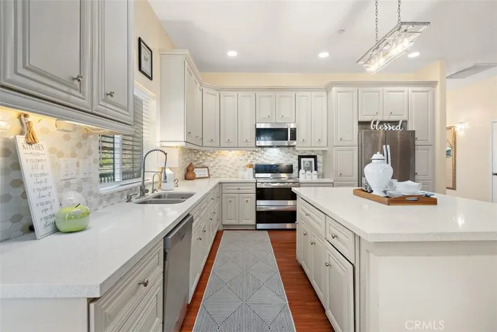 23711 California Avenue, Hemet, California 92545