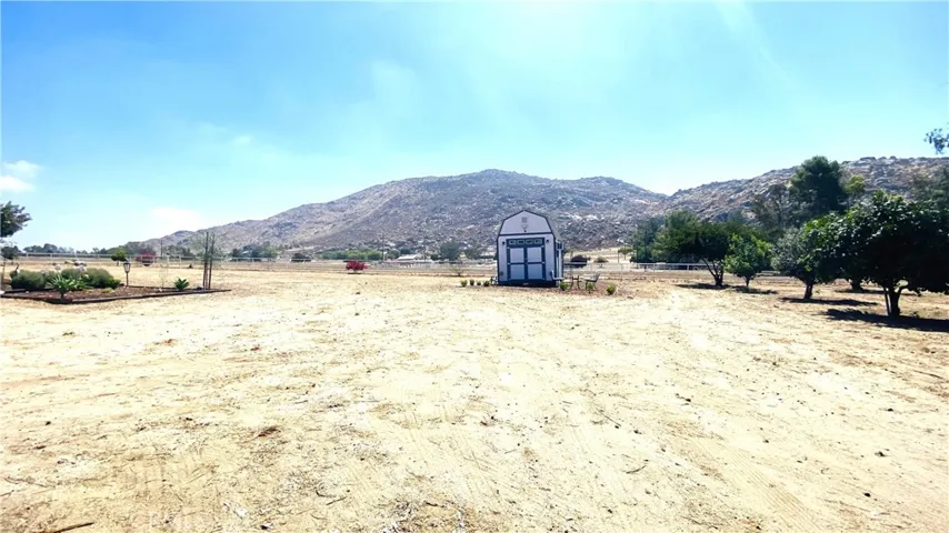 23711 California Avenue, Hemet, California 92545