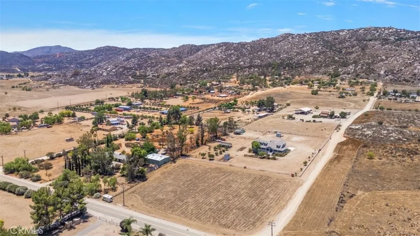 23711 California Avenue, Hemet, California 92545