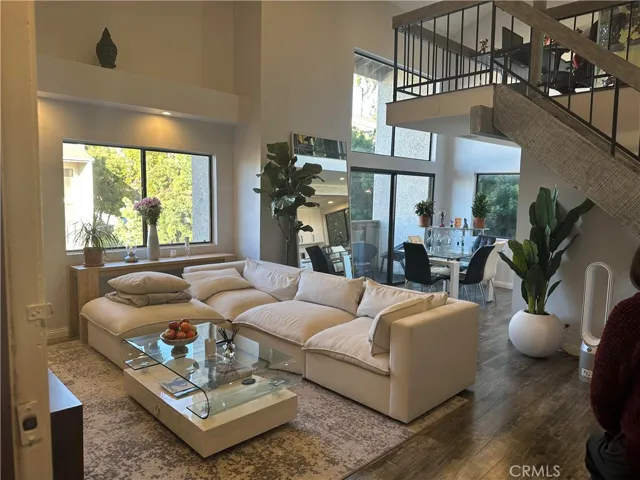 Living Rm
