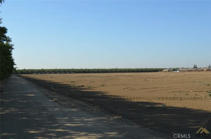 411 E Los Angeles, Shafter, California 93263