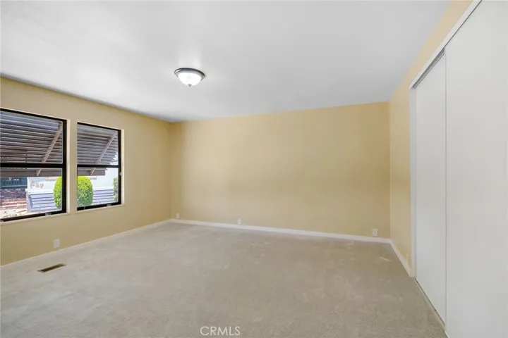 13393 #171 Mariposa, Victorville, California 92395