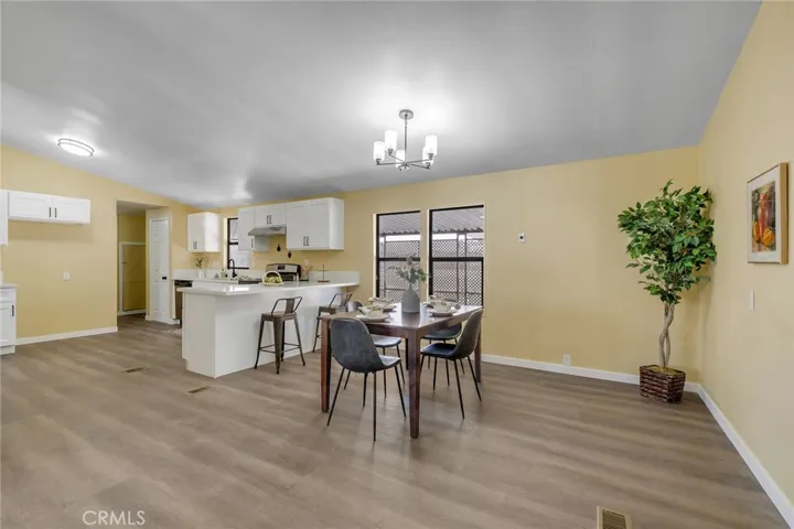13393 #171 Mariposa, Victorville, California 92395