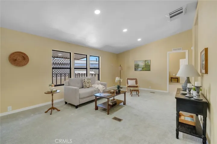 13393 #171 Mariposa, Victorville, California 92395
